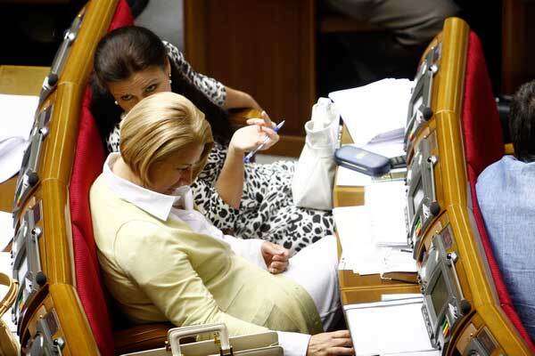 О супружеских изменах в период бесплодия парламента
