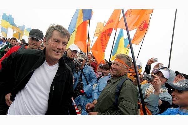 Ющенко підкорив Говерлу. ФОТО
