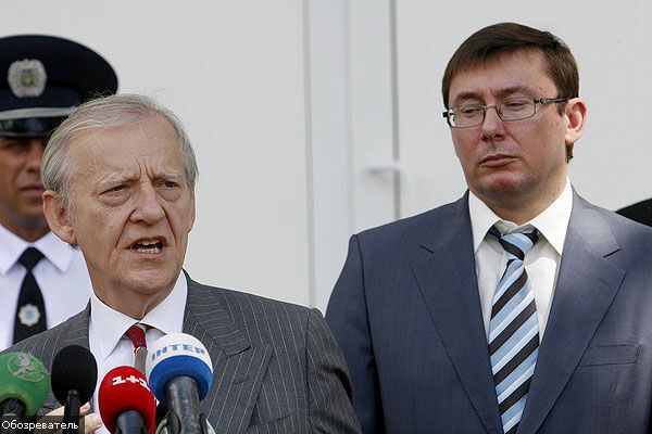 Луценко в лагере для нелегальных мигрантов