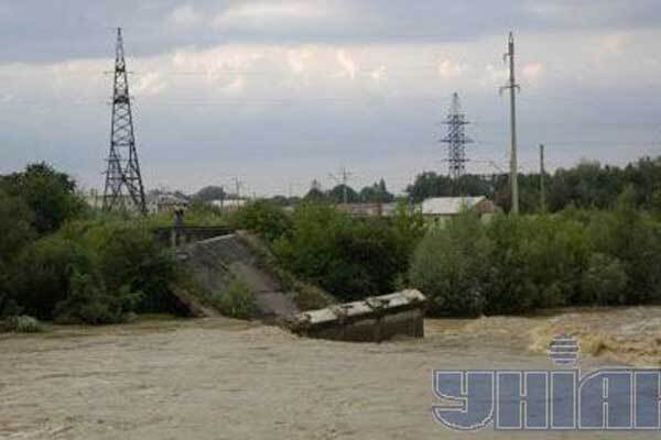 Внаслідок стихії на Заході України загинули вже 7 людей