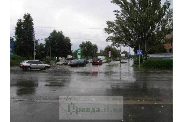 Из-за наводнения закрыта дорога на Одессу