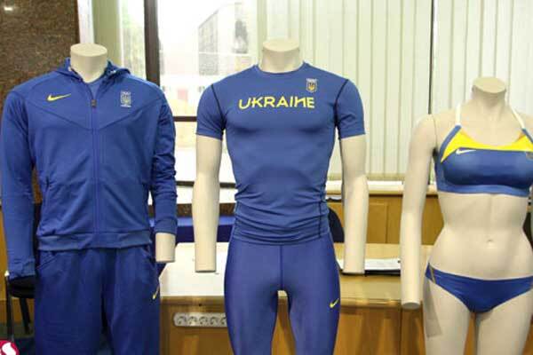 Олимпийцев одели "по-модньому" и проводили