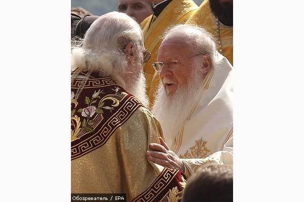 Молебен вместо «пира во время чумы»