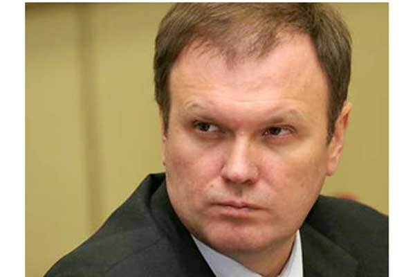 Шуфрич вчить Шандру працювати