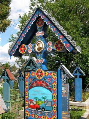 "Нума-Нума-лей ..." Співаємо, беремо фарби і на кладовищі в Румунії