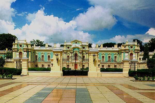 В Мариинский дворец вложат полмиллиарда 