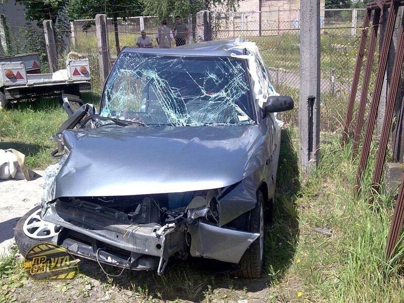 Водитель маршрутки спровоцировал "лобовуху" и скрылся