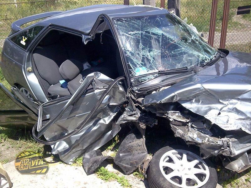 Водитель маршрутки спровоцировал "лобовуху" и скрылся