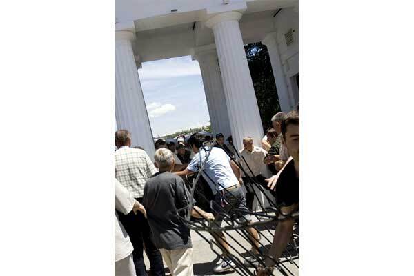 Вандали з Севастополя потрапили під статтю