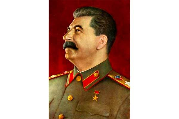 "Великим россиянином" может стать Сталин
