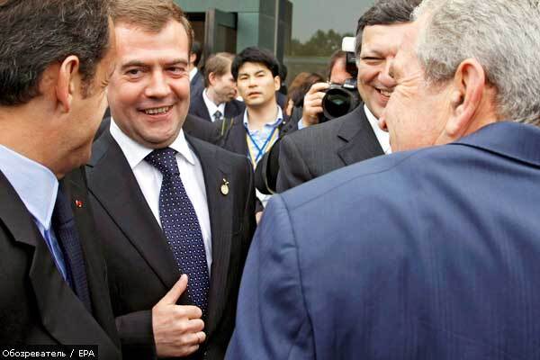 Саміт "великої вісімки" завершено