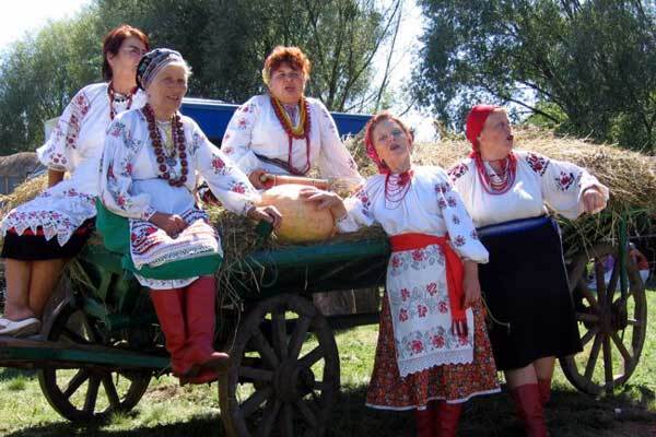 В Полтаве предлагают провести две Сорочинских ярмарки