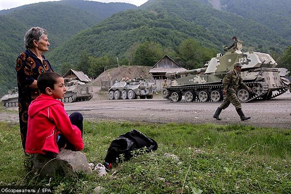 Грузия-Южная Осетия: Войска РФ продвигаются на юг Грузии
