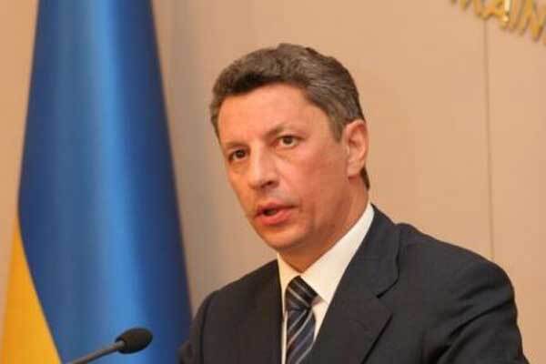 Бойко хоче з'ясувати поставки зброї на підставі кумівства