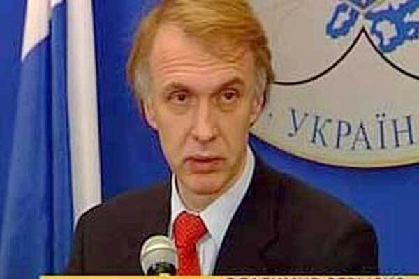 Глава МИД и украинские дети покинули Тбилиси