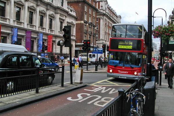 Плата за въезд в центр не решила проблемы пробок