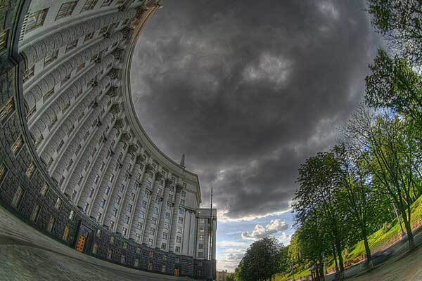 От Кабмина требуют загнать ЧФ РФ в рамки