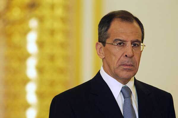 Лавров отказался ехать в Польшу