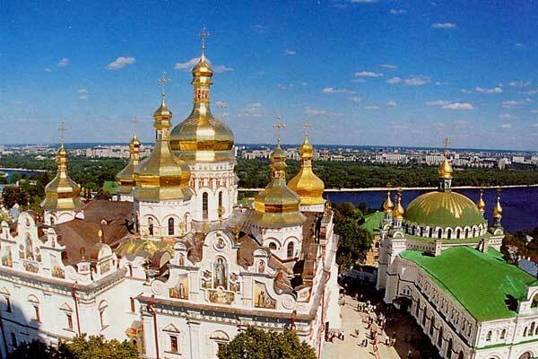 Православные требуют отставки Огрызко за русофобию