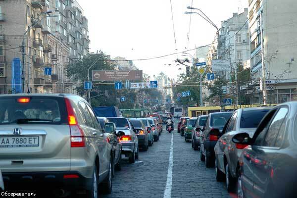 Танки в центрі Києва. ФОТО!