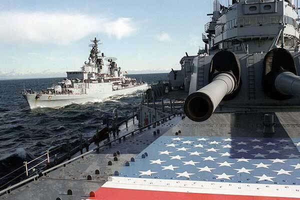 В Черное море войдут корабли США с гуманитарной помощью
