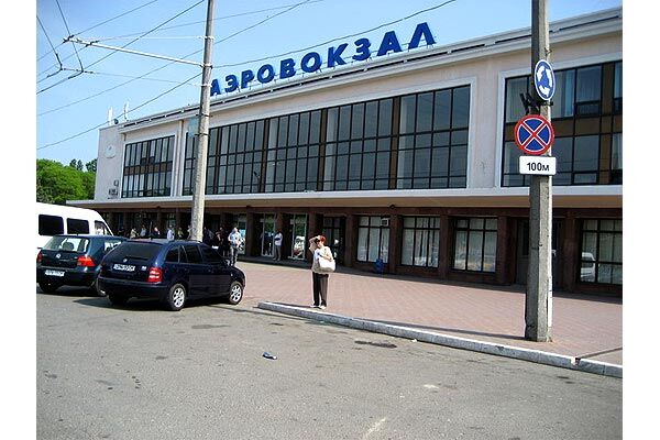 Харьковский миллиардер коллекционирует аэропорты Украины