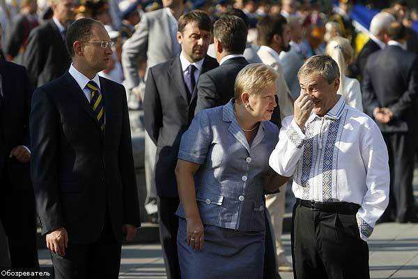 Ночь независимости, или Как праздновала власть (ФОТО)