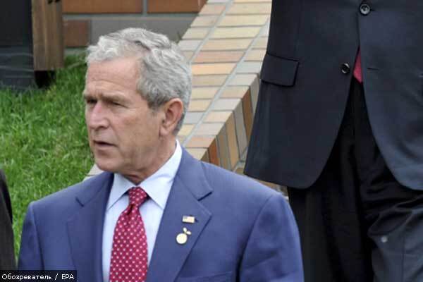 Буш визнав дії Росії безвідповідальними