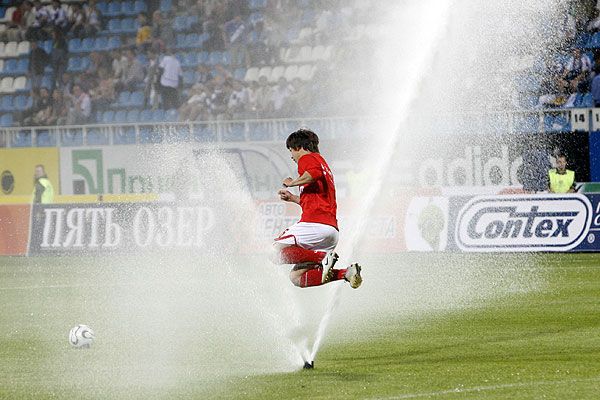 "Столица Киевской Руси приветствует гостей из провинции"