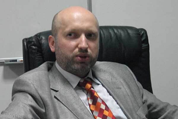 Турчинов уверен: не жара виновата в пожаре на артскладах 