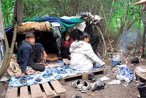 Журналистку зверски изнасиловали во время репортажа