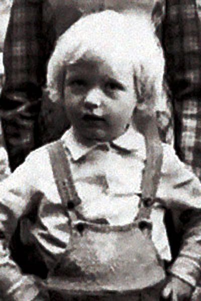 Каменских подделала табель, а Потап учил преподавателя ругательствам