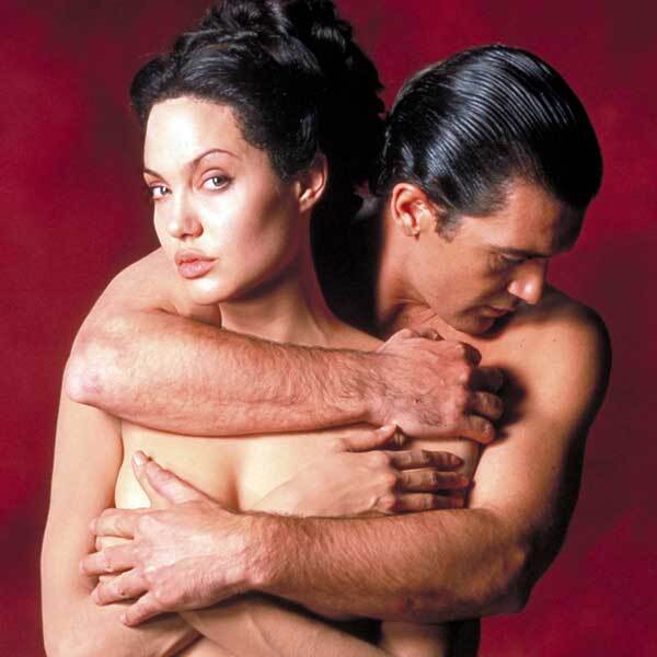 Джоли и Бандерас в эротической фотосессии