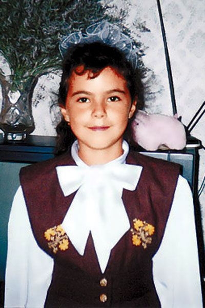 Каменских подделала табель, а Потап учил преподавателя ругательствам