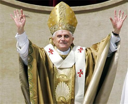 На Папу Римского подали в суд крестоносцы
