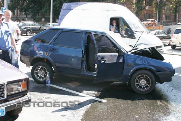 Крупное ДТП в Киеве, столкнулись сразу 5 автомобилей