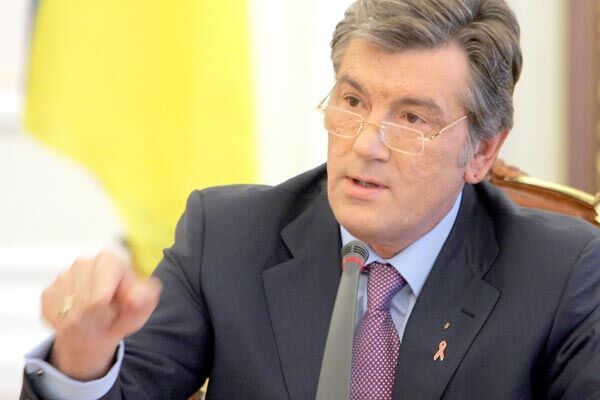 Ющенко снова озадачил премьера