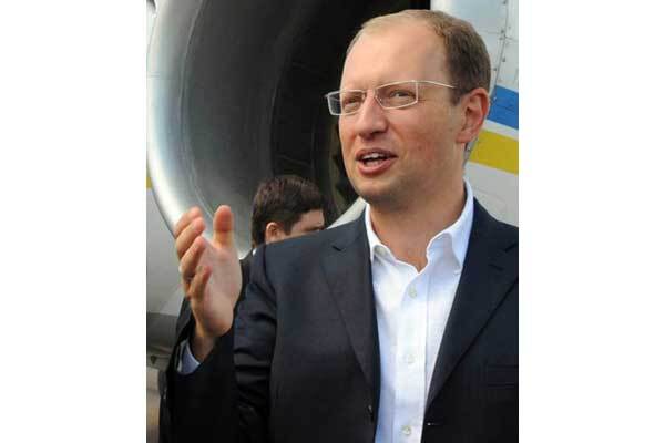 Яценюк приготовился спасать коалицию