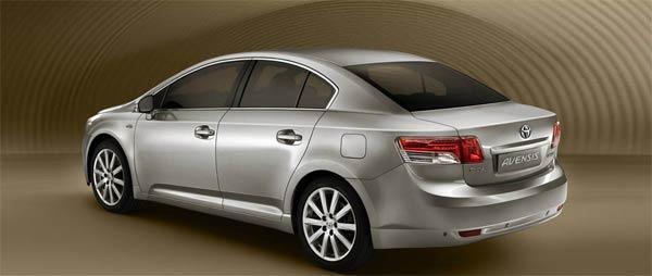 В Париже представят новую Toyota Avensis