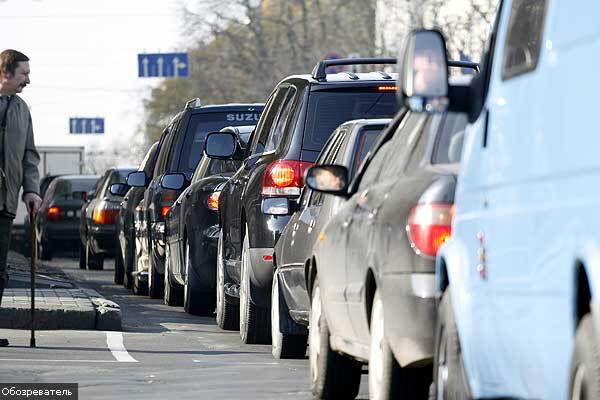 У Запоріжжі пасажир авто до смерті забив пішохода