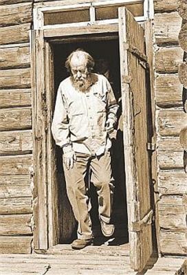 Нобелевский лауреат Солженицын был стукачом НКВД?