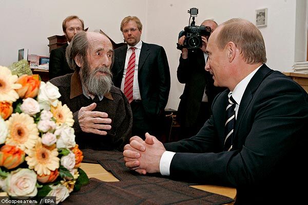 Нобелівський лауреат Солженіцин був стукачем НКВД?