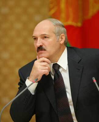 Лукашенко пригрозив РФ: ніяких воєн в Білорусії