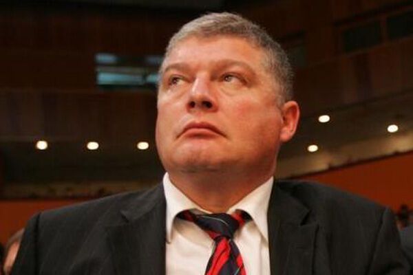 Дочь Червоненко подала в суд на своего отца