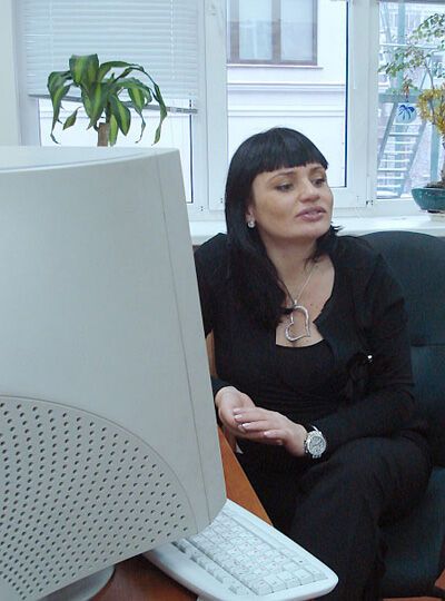 Родила Ирэна в ночь...