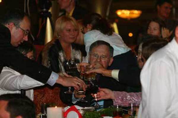 Сердючка в дурдоме