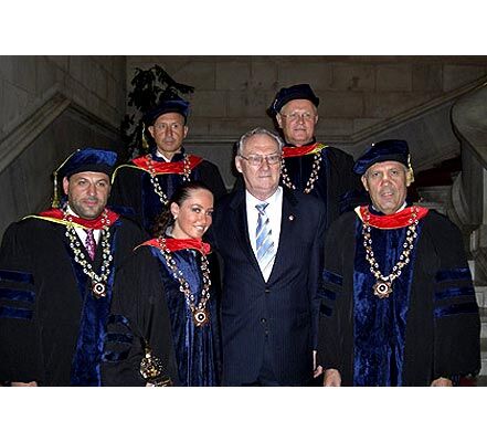 Оксфордские эксперты наградили Бережную и Кивалова