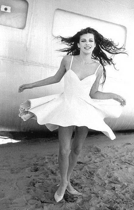 Милла Йовович - самая сексуальная голливудская Лолита