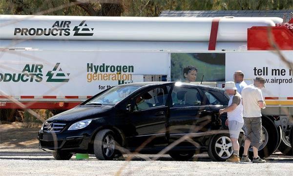 Серийный водородомобиль Mercedes-Benz появится в 2012 году