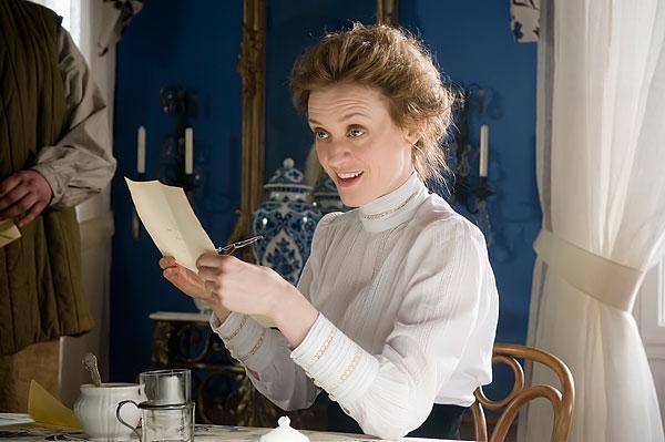 В постели со Львом Толстым - первые кадры